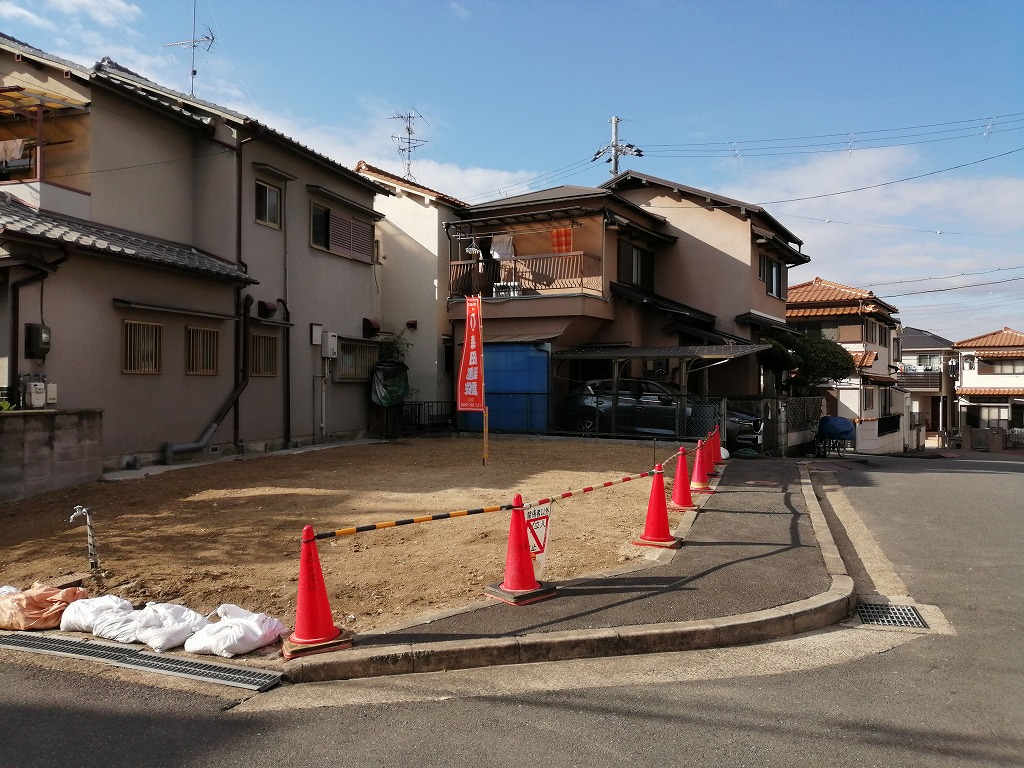 藤阪元町三丁目の家の土地