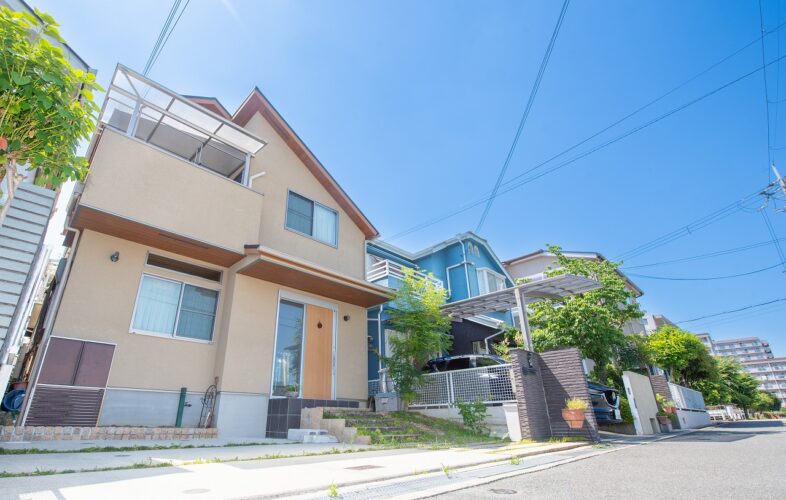 木の風合いを感じる自然素材の住まい