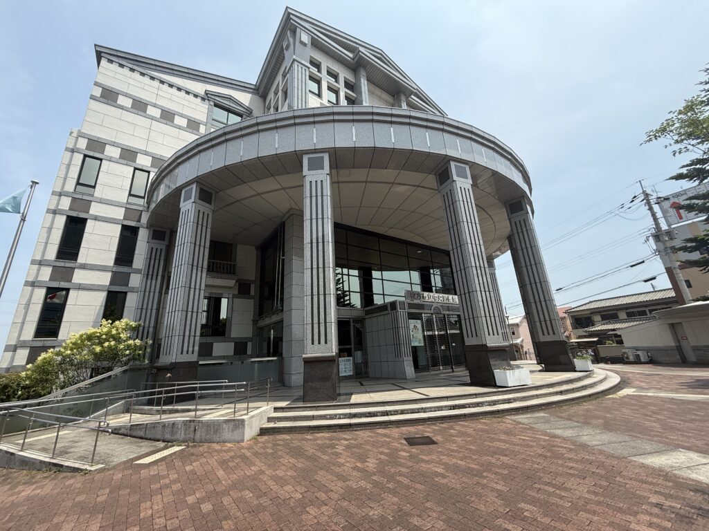 中央図書館